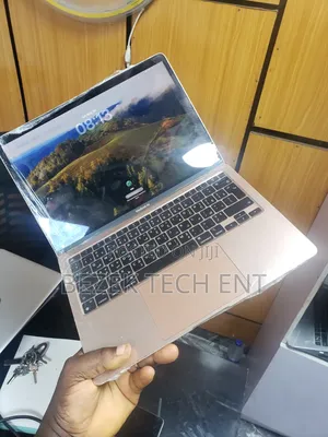 New Laptop Apple MacBook Air 2020 M1 8GB Intel Core i5 SSD 256GB
