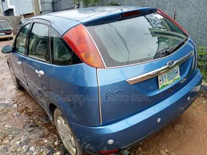 Ford Focus 1.6 Ambiente 2005 Blue