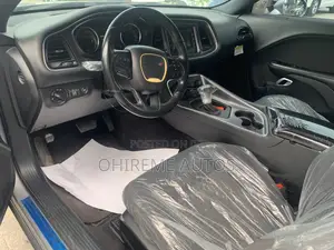 Dodge Challenger 2017 Silver