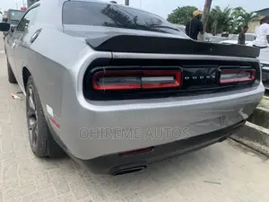 Dodge Challenger 2017 Silver
