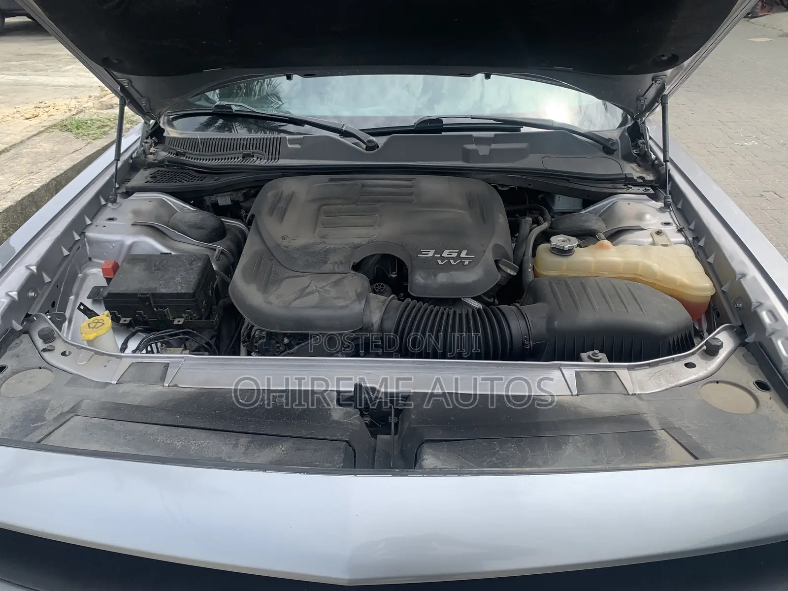 Dodge Challenger 2017 Silver