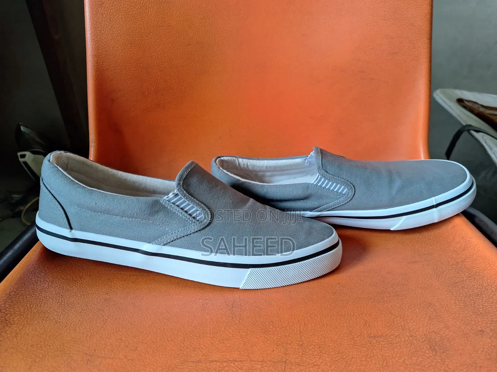 Vty Sneakers