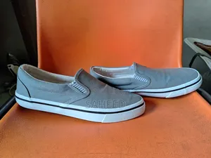 Vty Sneakers
