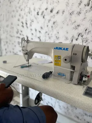 Jukae Industrial Straight Sewing Machine