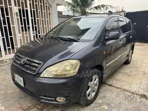 Toyota Avensis Verso 2008 Black
