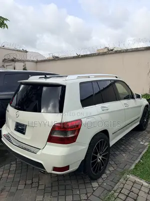 Mercedes-Benz GLK-Class 350 4MATIC 2012 White