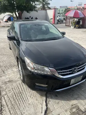 Honda Accord Touring V-6 4dr Sedan (3.5L 6cyl 6A) 2015 Black
