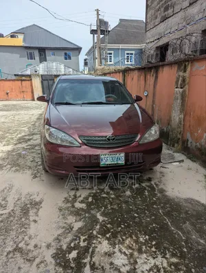 Toyota Camry 2005 Red