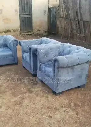 Top Quality 7 Seaters Full Padded Chesterfield Sofa (3,2,1,1) Seaters