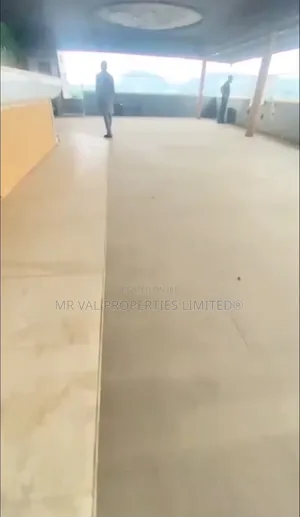 Massive Rooftop Space for Lease