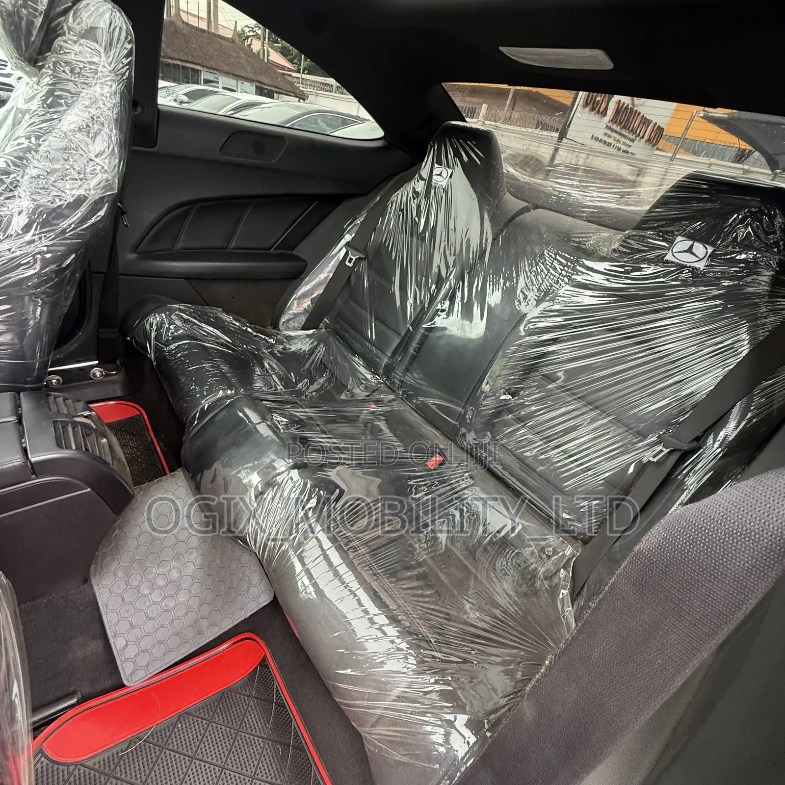 Mercedes-Benz C63 2013 Black