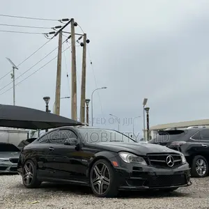 Mercedes-Benz C63 2013 Black