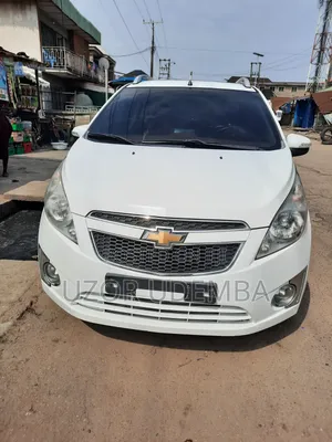 Chevrolet Spark Hatch LT 2010 White