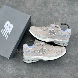 Original New Balance 2002r Protection Pack