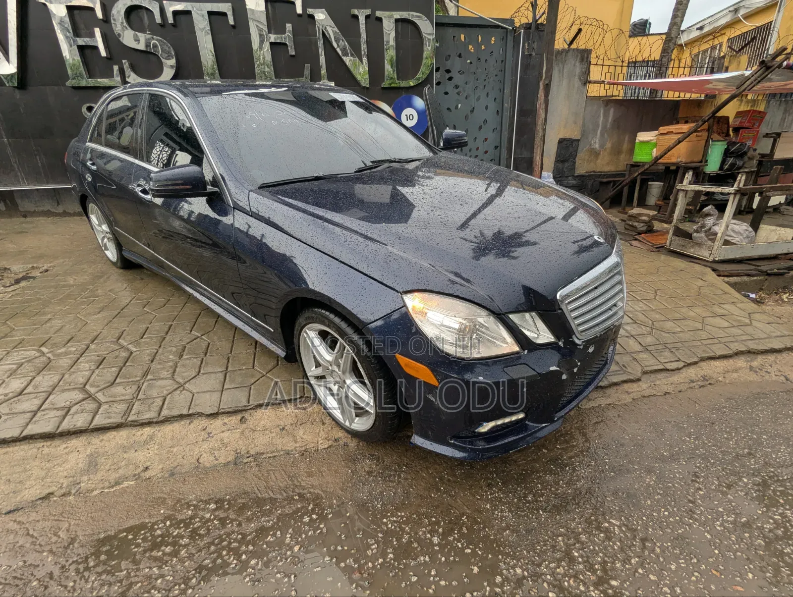 Mercedes-Benz E350 2013 Blue