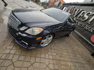 Mercedes-Benz E350 2013 Blue