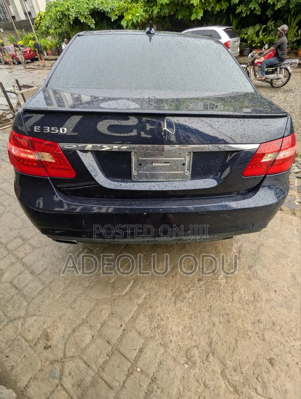 Mercedes-Benz E350 2013 Blue