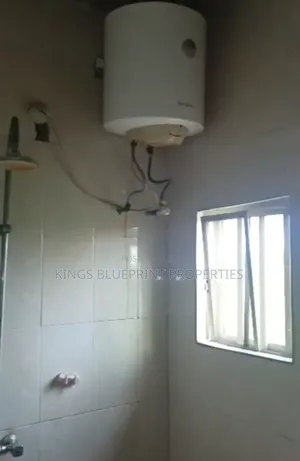 3bdrm Block of Flats in Edjeba Warri for rent