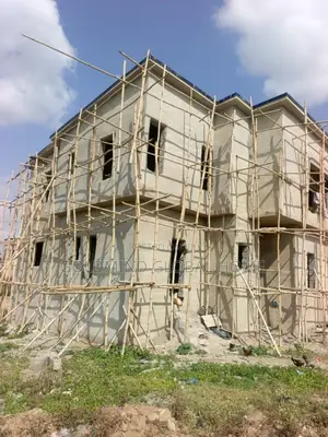5bdrm Duplex in Lugbe District., FHA for sale