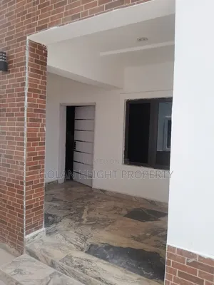 4bdrm Townhouse / Terrace in Kaura for rent