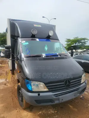 Mercedes-Benz Sprinter 2000 Black