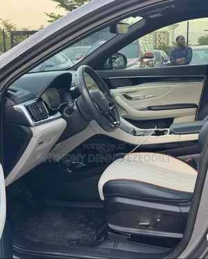 BYD Song Plus EV FWD 2024 Gray