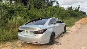 Hyundai Sonata 2013