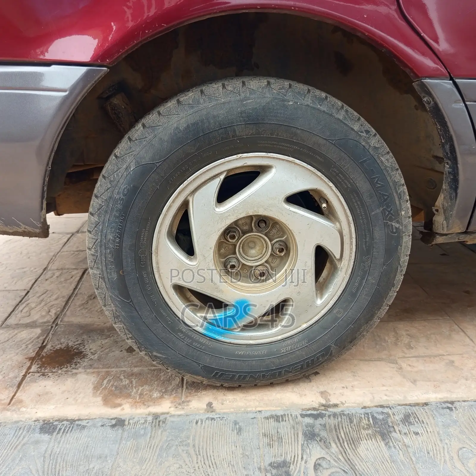 Toyota Sienna 2000 Red