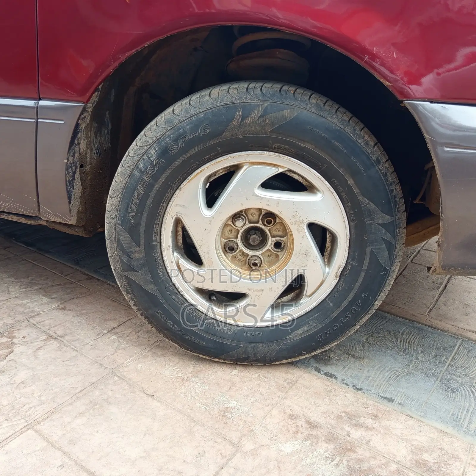 Toyota Sienna 2000 Red