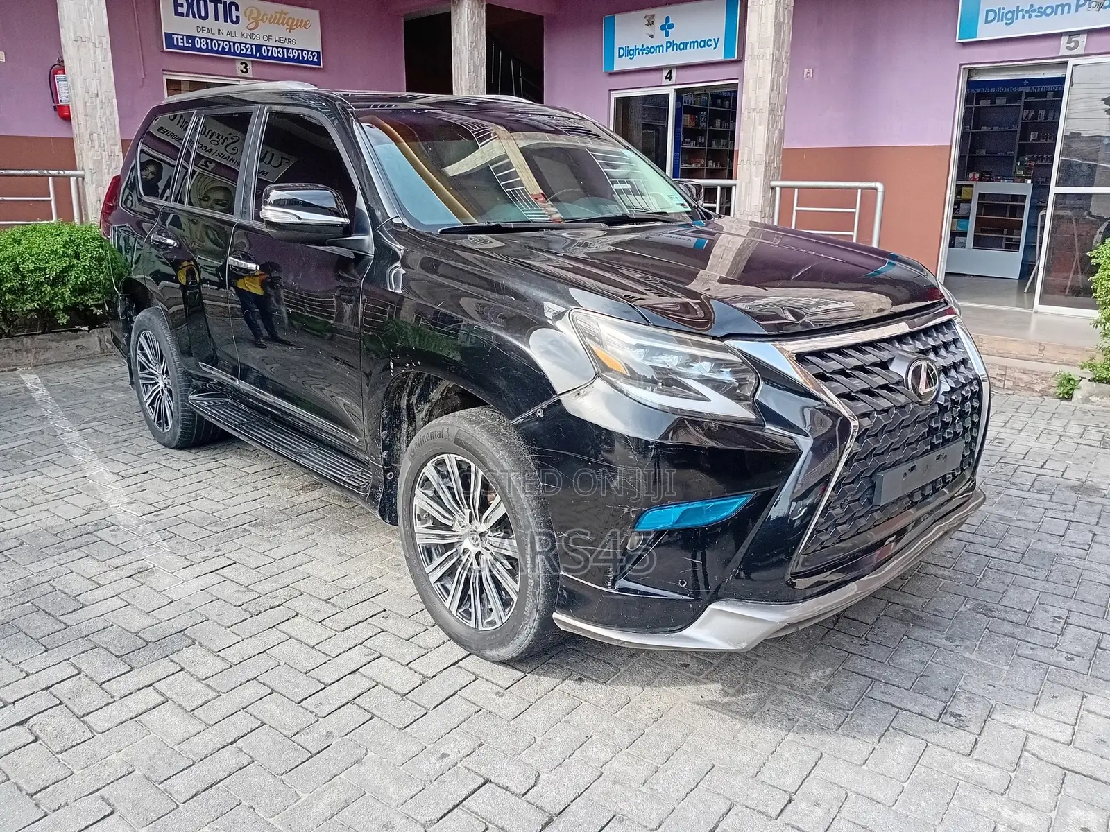 Lexus GX 2011 Black