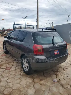 Toyota Corolla 2004 Silver