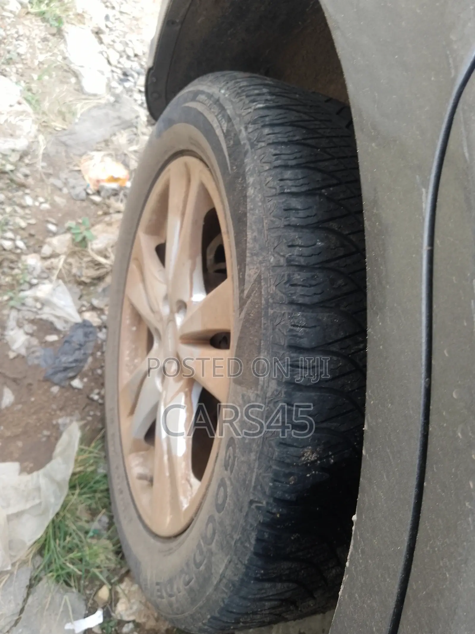 Hyundai Santa Fe 2011 Gray