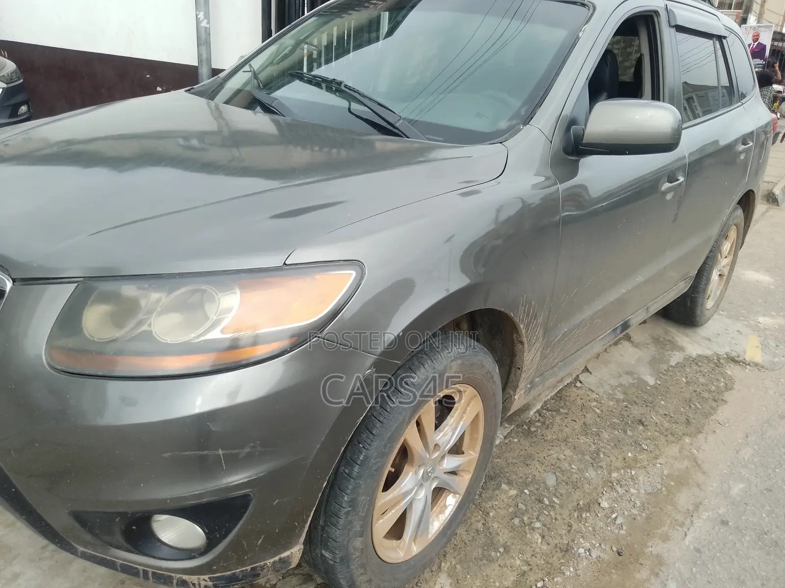 Hyundai Santa Fe 2011 Gray