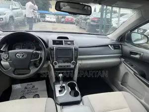 Toyota Camry 2012 Silver
