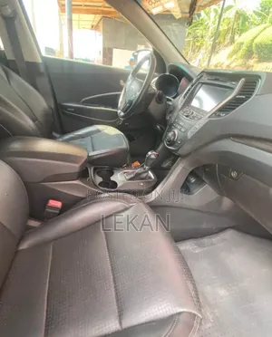 Hyundai Santa Fe 2014 White