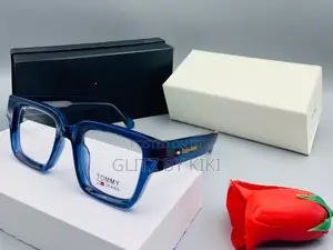 Tommy Glasses