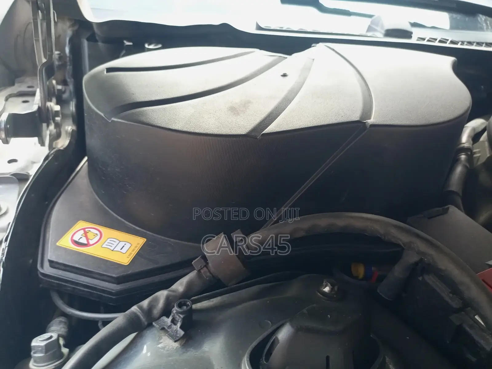 Mercedes-Benz C300 2014 Silver