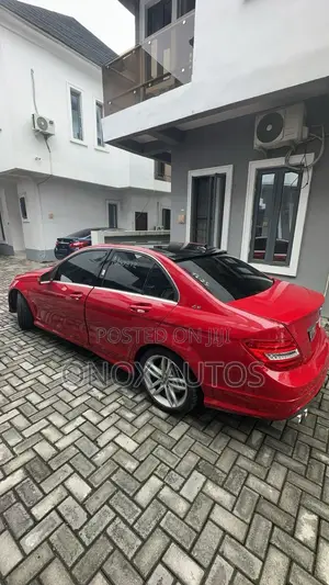 Mercedes-Benz C300 Luxury 4Matic Sedan AWD (3.0L 6cyl 7A) 2012 Red