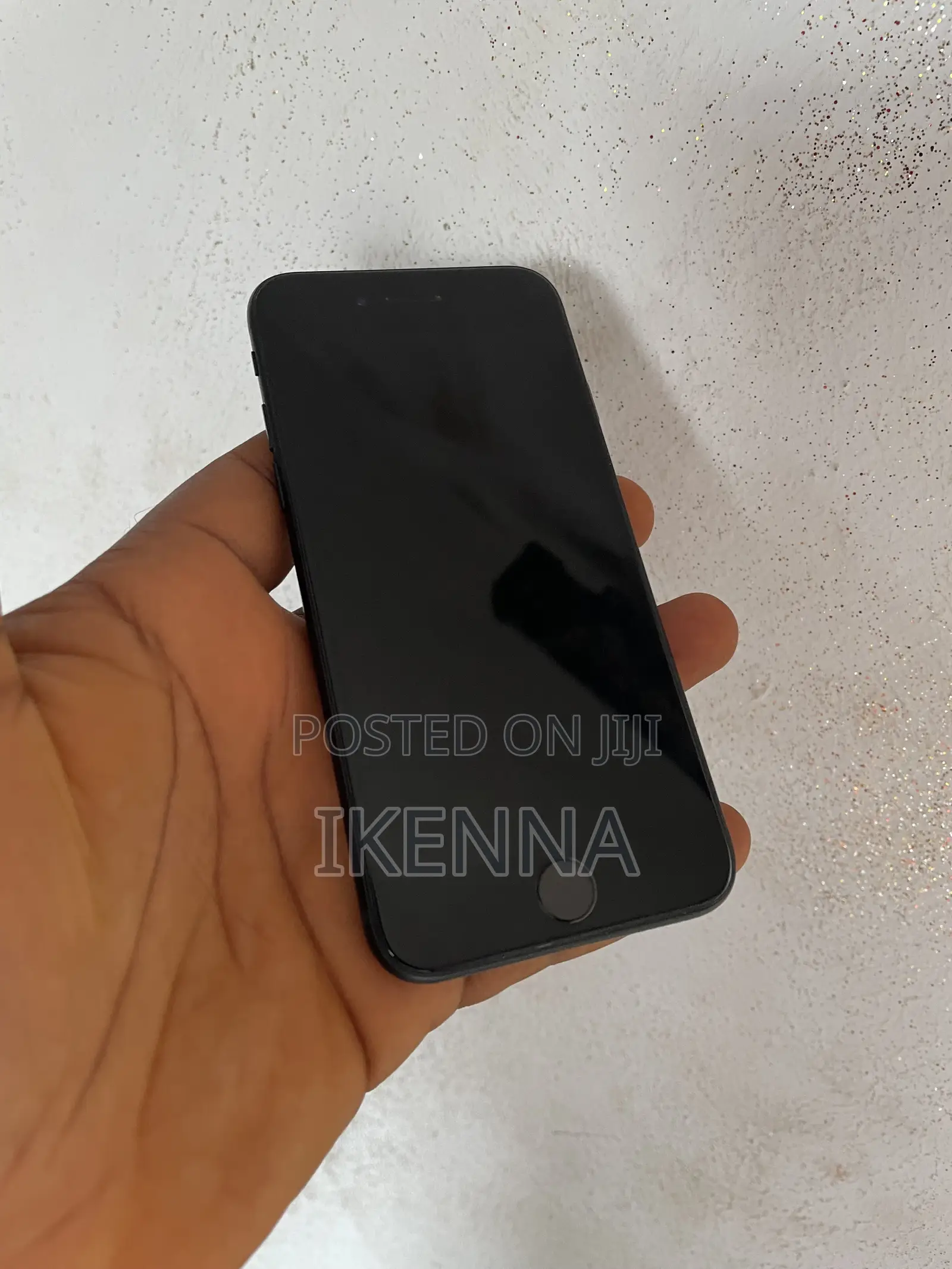 Apple iPhone SE (2020) 128 GB Black