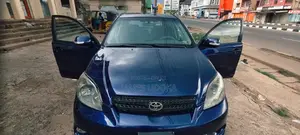 Toyota Matrix XR Hatchback FWD (1.8L 4cyl 4A) 2006 Blue