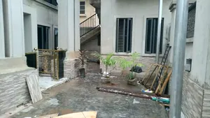 5bdrm Duplex in Bodija for rent