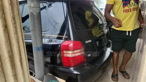 Toyota Highlander 2004 Black
