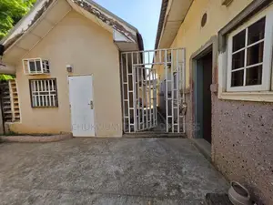 3bdrm Bungalow in Life Camp Property for rent