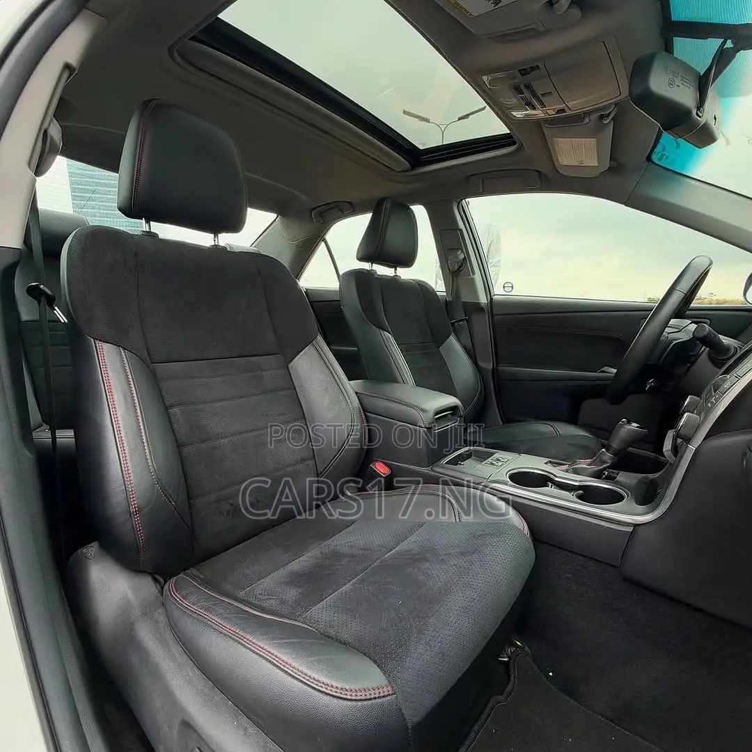 Toyota Camry 2016 White