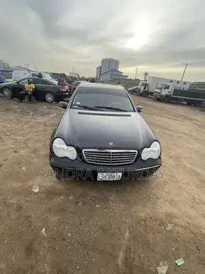 Mercedes-Benz C240 2002 Black