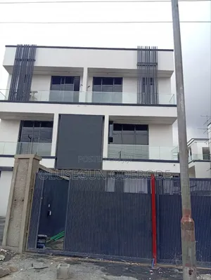 4bdrm Duplex in Omole Phase  2 for rent