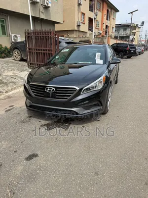 Hyundai Sonata Sport 2.0T Sedan FWD (2.0L 4cyl 6A) 2016 Black
