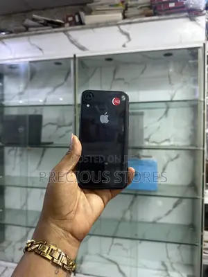 Apple iPhone XR 64 GB