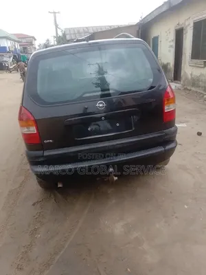 Opel Zafira 2005 Black