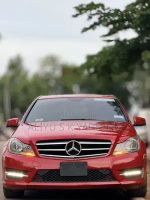 Mercedes-Benz C300 Luxury 4Matic Sedan AWD (3.5L 6cyl 7A) 2014 Red